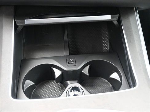 New 2026 BMW X5 sDrive40i w/ Climate Comfort Package image 3