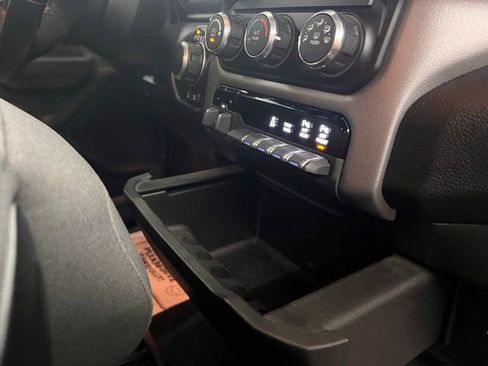 Used 2022 RAM 1500 Big Horn image 36