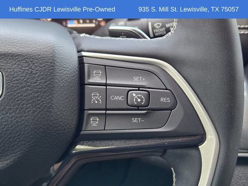 Used 2023 Jeep Grand Cherokee L Laredo RWD image 36