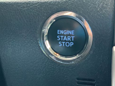 Used 2024 Toyota 4Runner Limited image 34