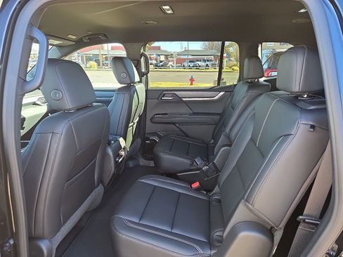 New 2026 GMC Acadia Elevation w/ Super Cruise Package image 8