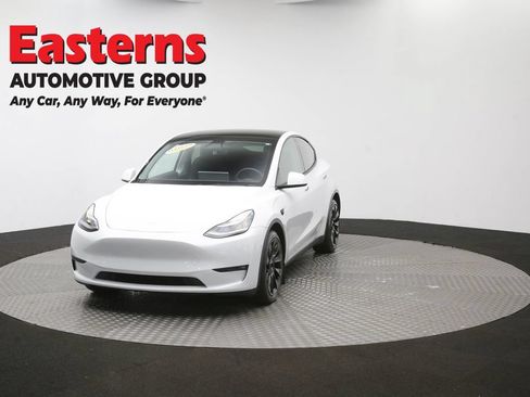Used 2022 Tesla Model Y Long Range AWD/4WD image 48