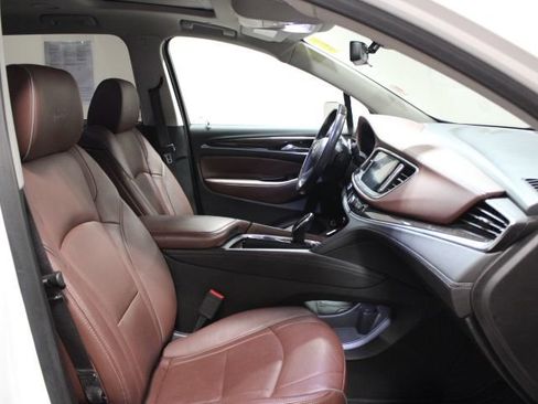 Used 2020 Buick Enclave Avenir w/ Avenir Technology Package image 27