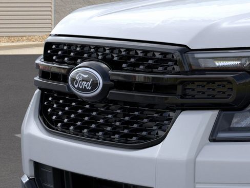 New 2025 Ford Ranger XLT w/ FX4 Off-Road Package image 17