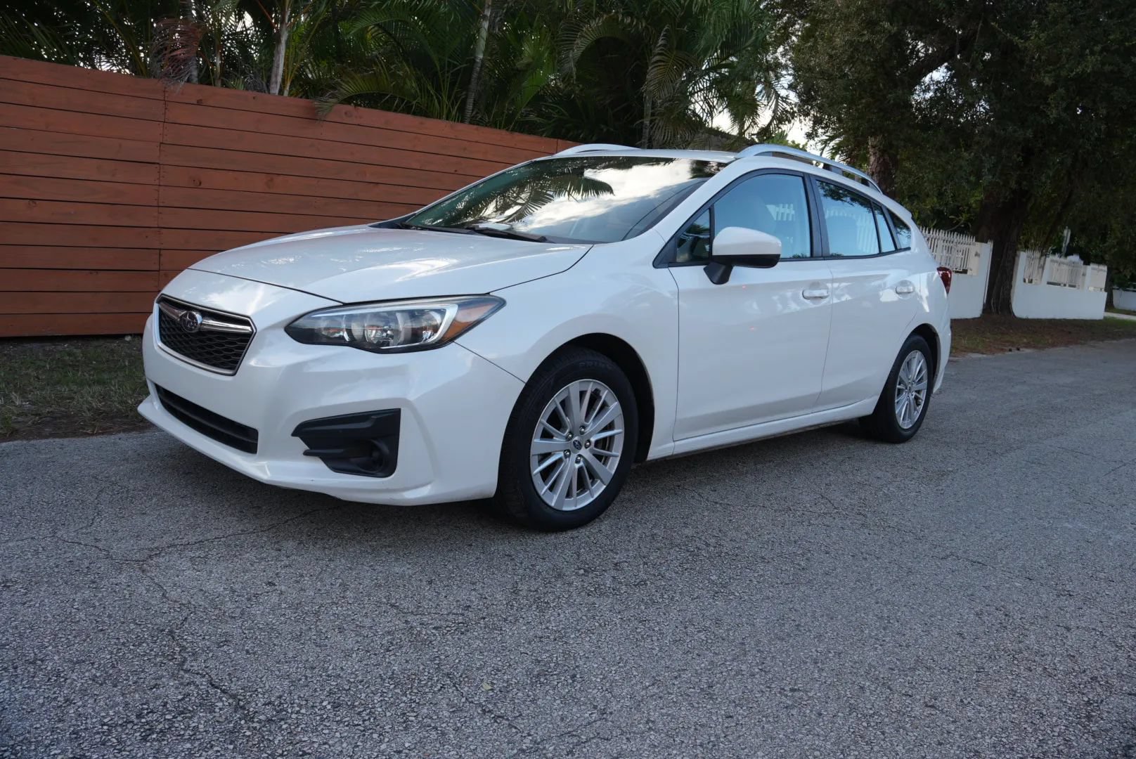 Used 2018 Subaru Impreza 2.0i Premium AWD/4WD image 4