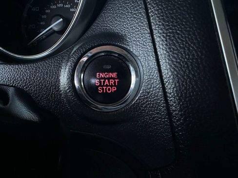 Used 2018 Subaru Outback 2.5i Limited image 11