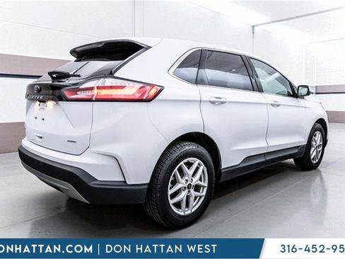 Used 2023 Ford Edge SEL image 37