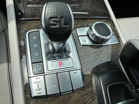 Used 2013 Mercedes-Benz SL 550 image 19