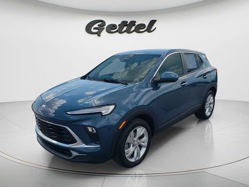 Used 2024 Buick Encore GX Preferred w/ Comfort Package FWD image 1