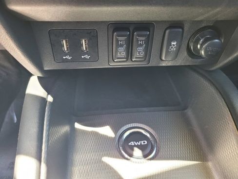 Used 2024 Mitsubishi Outlander Sport SE AWD/4WD image 25