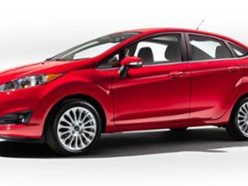 Used 2015 Ford Fiesta SE FWD image 1