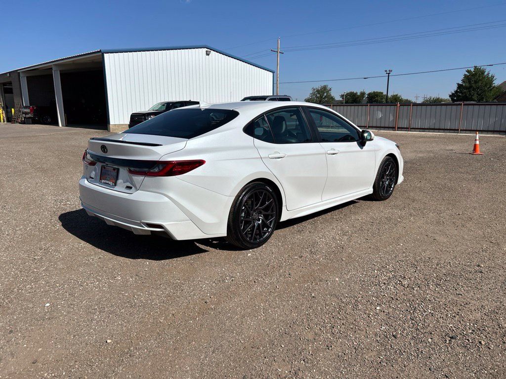 Used 2025 Toyota Camry XSE FWD image 6