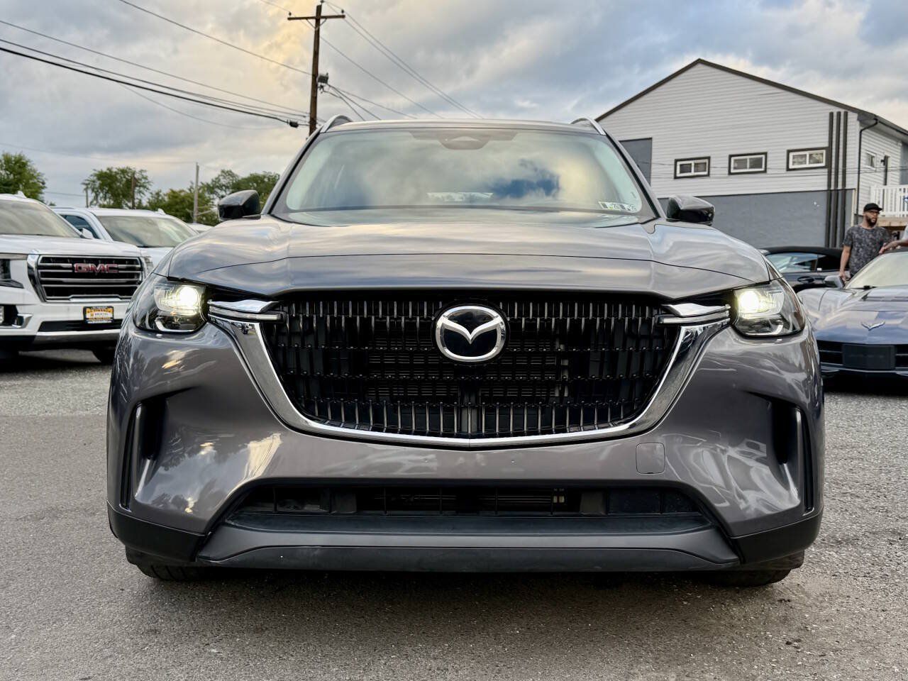 Used 2024 MAZDA CX-90 3.3 Turbo w/ Preferred Plus AWD/4WD image 2