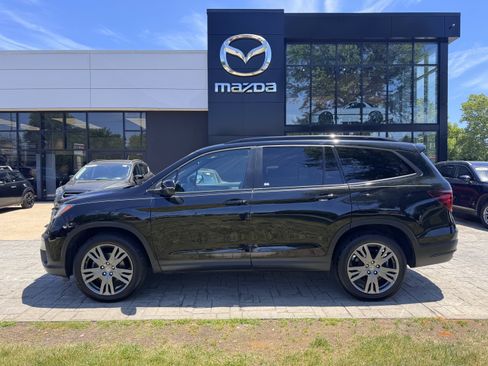 Used 2022 Honda Pilot Sport image 4