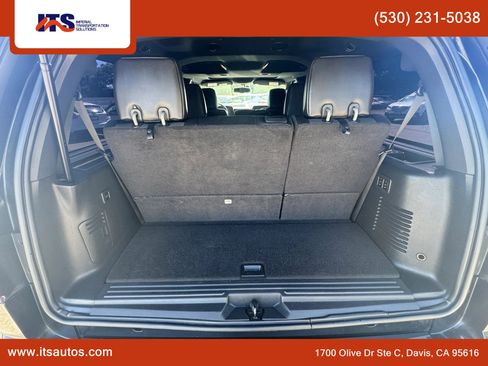 Used 2013 Lincoln Navigator 2WD w/ HD Trailer Tow Pkg image 19