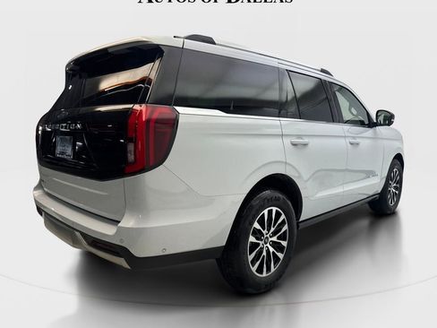 Used 2025 Ford Expedition Platinum AWD/4WD image 6