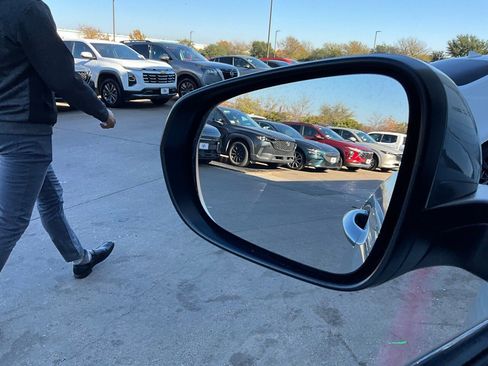 Used 2025 Chevrolet TrailBlazer LT image 17