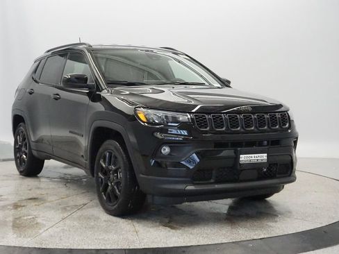 New 2026 Jeep Compass Latitude image 13