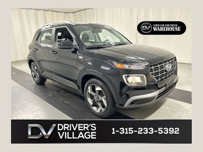 Used 2023 Hyundai Venue SEL w/ Cargo Package