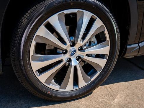 Certified 2022 Subaru Ascent Limited w/ Technology Package image 14