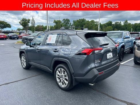 Used 2025 Toyota RAV4 XLE Premium w/ Weather Package FWD image 17