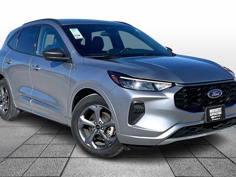 Used 2023 Ford Escape ST-Line image 2