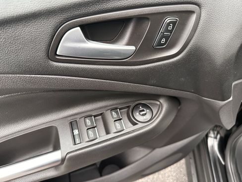 Used 2013 Ford C-MAX Energi SEL image 18