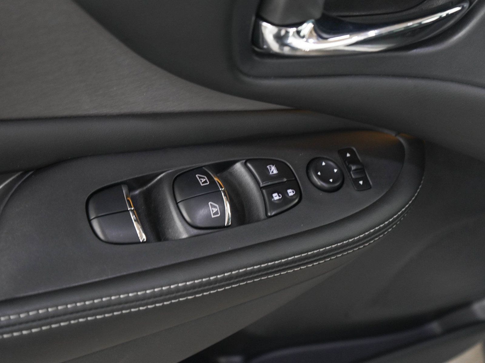 Used 2019 Nissan Murano SL w/ Cargo Package AWD/4WD image 20