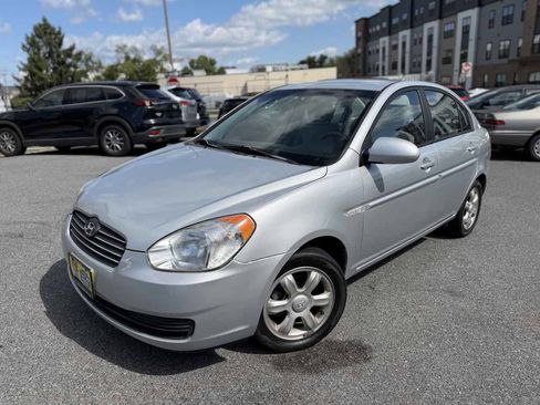 Used 2007 Hyundai Accent GLS FWD image 3