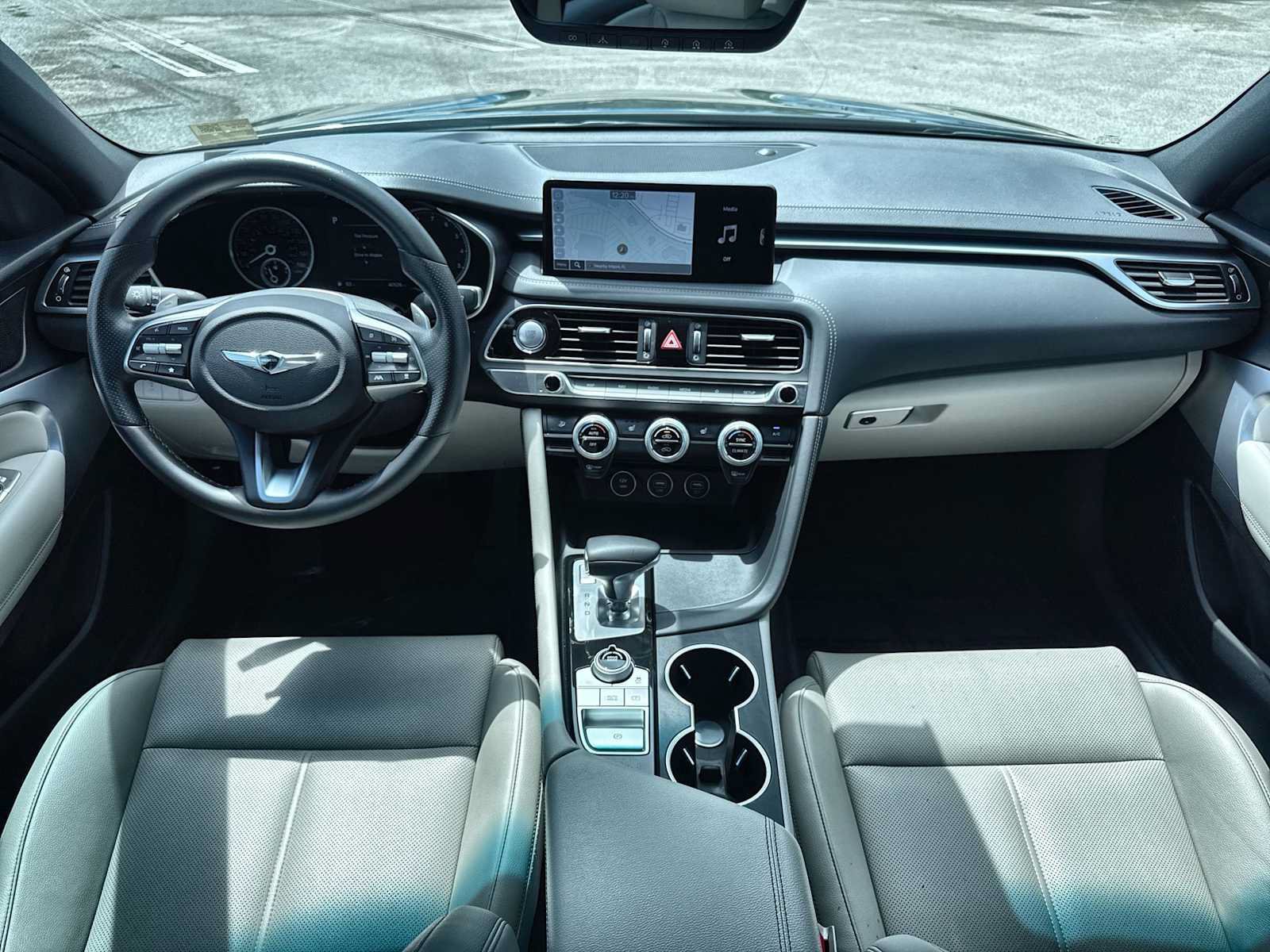 Used 2023 Genesis G70 2.0T RWD image 24