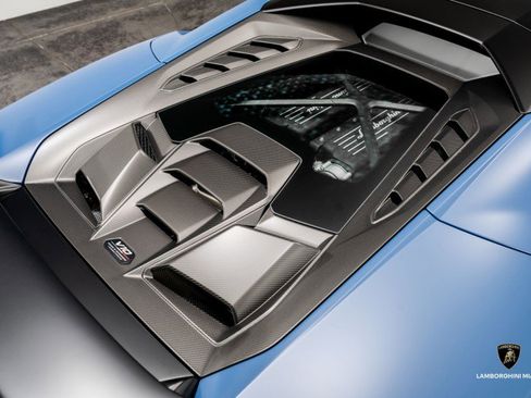 Used 2023 Lamborghini Huracan Tecnica image 23