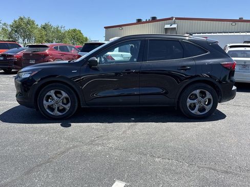 Used 2025 Ford Escape ST-Line FWD image 3