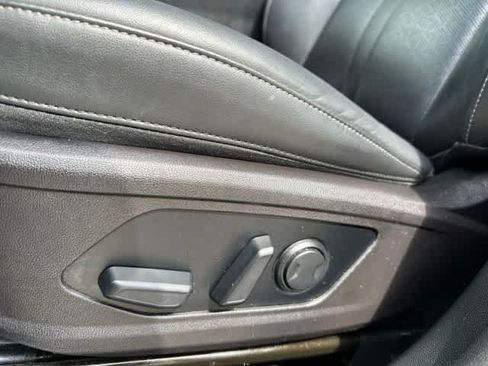 Used 2022 Kia Sorento S w/ Panoramic Sunroof Package AWD/4WD image 5