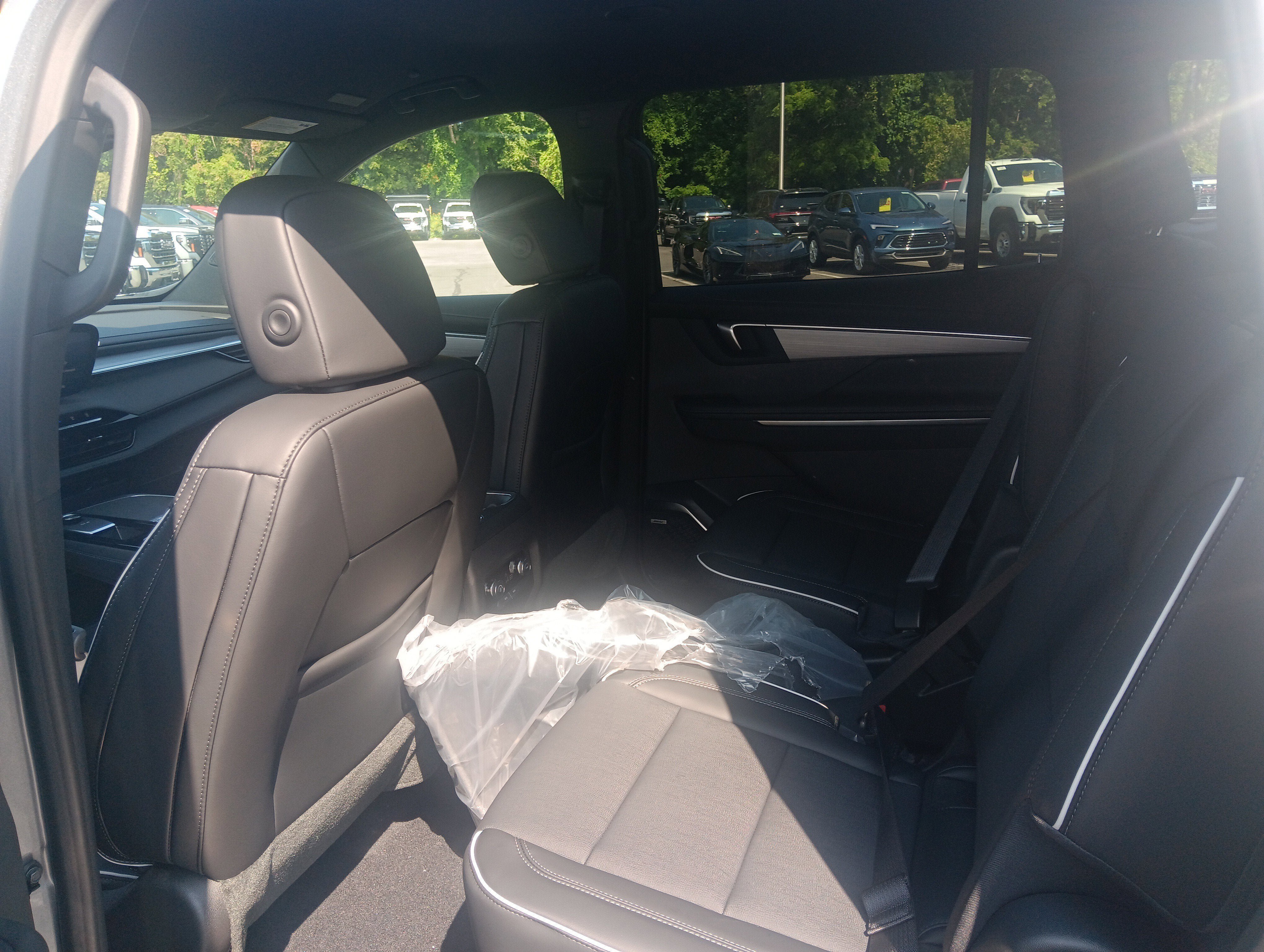 New 2026 Buick Enclave Preferred w/ Power Package AWD/4WD image 13