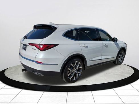 Used 2023 Acura MDX FWD w/ Technology Package image 3