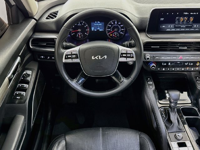 Used 2022 Kia Telluride EX w/ EX Premium Package FWD image 14