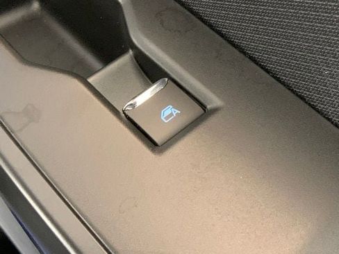 Used 2025 Ford F150 STX w/ Equipment Group 200A image 33