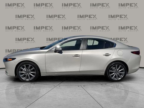 Used 2025 MAZDA MAZDA3 s image 2