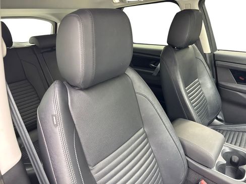 Used 2022 Land Rover Discovery Sport SE AWD/4WD image 44