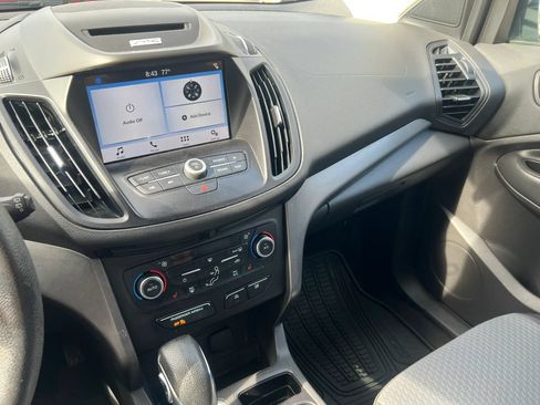 Used 2018 Ford Escape SE w/ SE Sync 3 Package AWD/4WD image 23