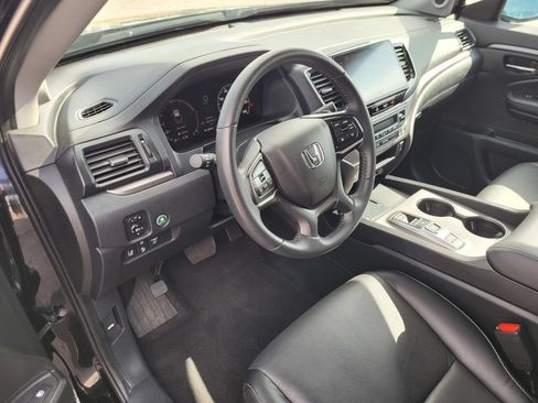 Used 2025 Honda Ridgeline RTL image 14