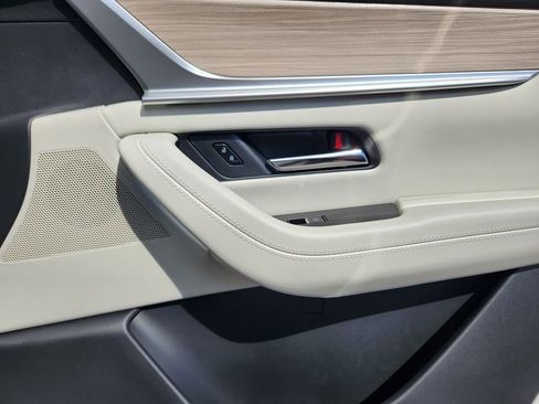New 2025 MAZDA CX-90 Plug-In Hybrid w/ Premium Plus image 19