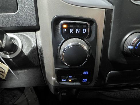 Used 2019 RAM 1500 Warlock AWD/4WD image 39