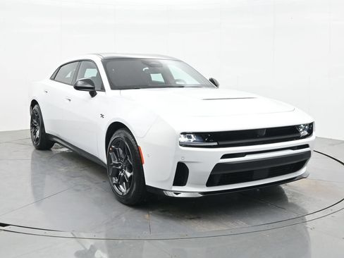 New 2026 Dodge Charger R/T w/ Driver Convenience Group AWD/4WD image 4