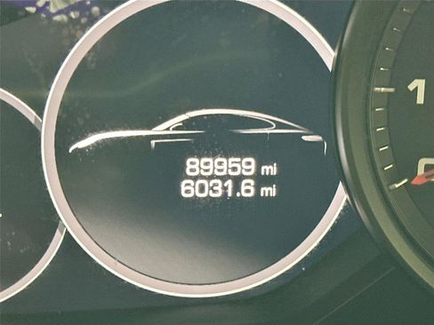 Used 2017 Porsche Panamera 4 image 13