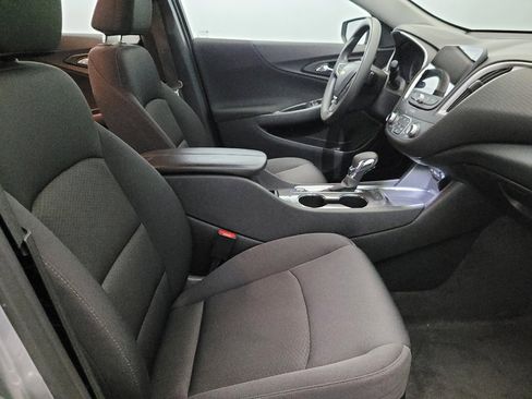 Used 2025 Chevrolet Malibu LT image 21