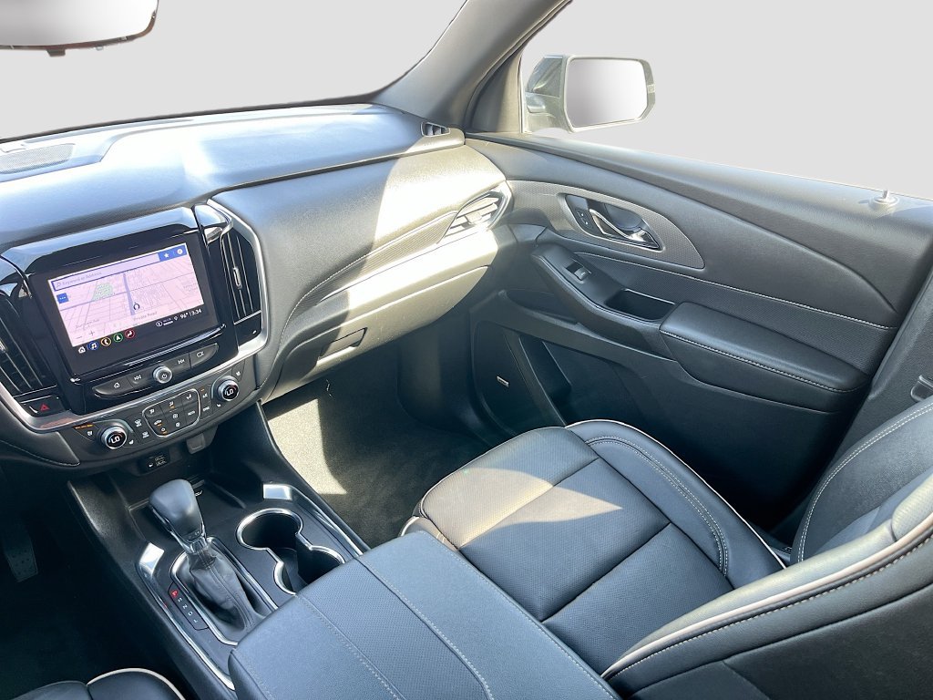 Used 2023 Chevrolet Traverse Premier w/ Redline Edition AWD/4WD image 25
