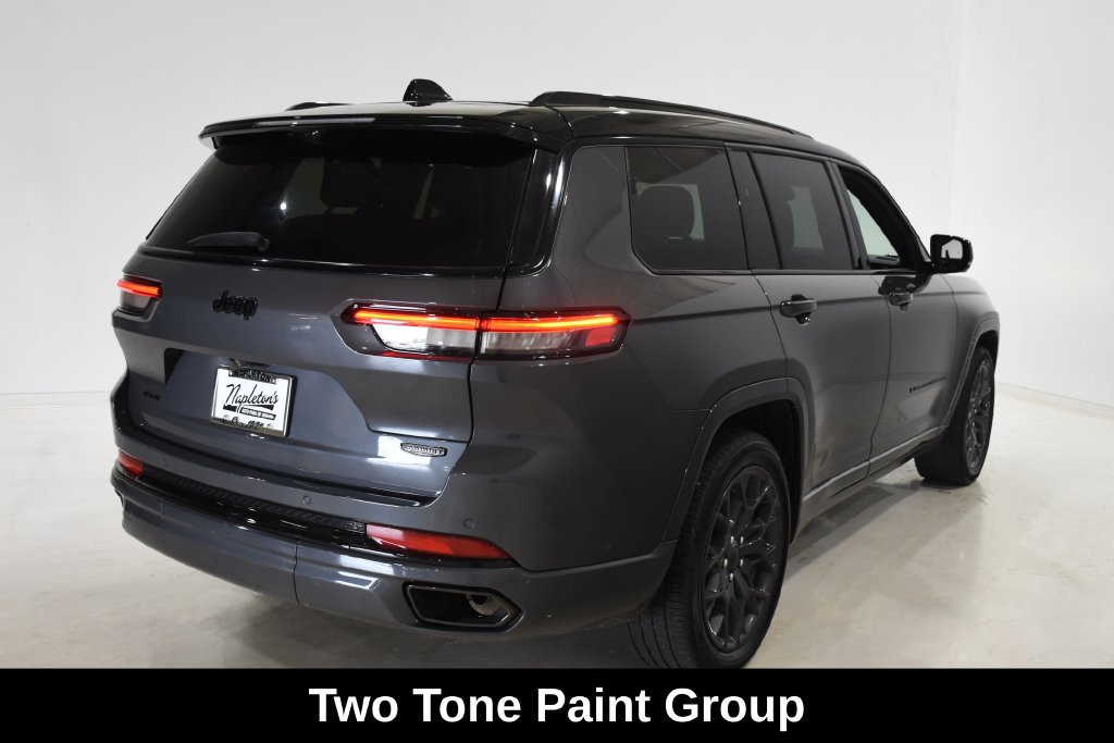 Used 2023 Jeep Grand Cherokee L Summit w/ Advanced Protech Group IV AWD/4WD image 5