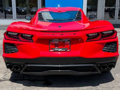 Used 2026 Chevrolet Corvette Stingray Preferred Cpe w/ Battery Protection Package RWD image 8