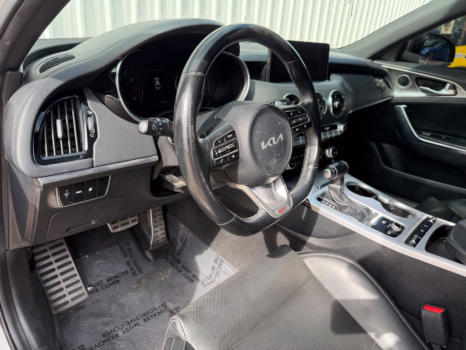 Used 2022 Kia Stinger GT1 RWD image 16